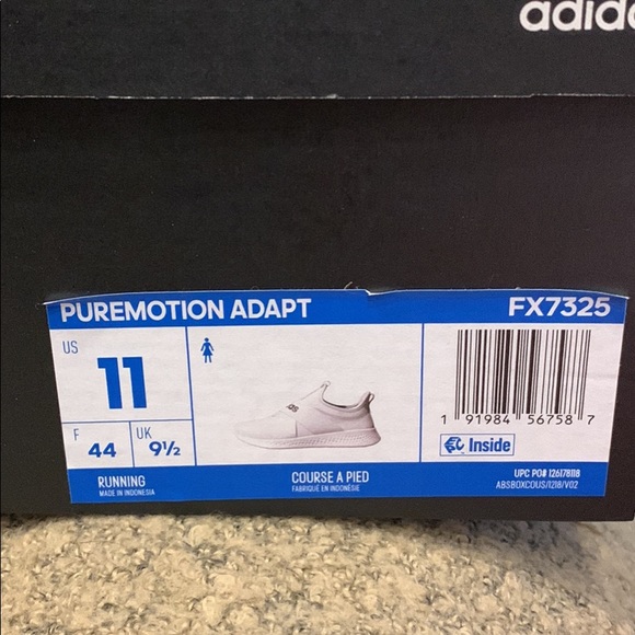 Shoes - Picture 8 of 9